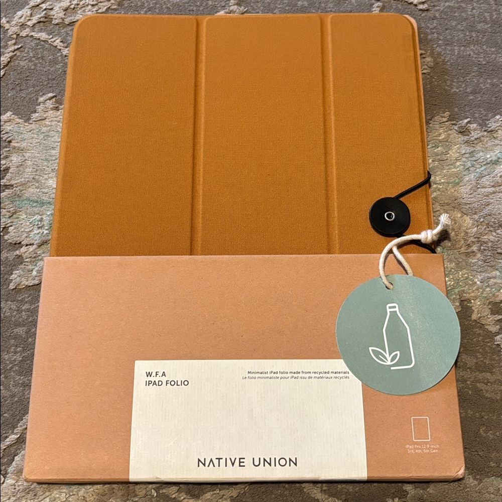 Native Union Minimalist iPad Pro 12.9” Folio for 3rd, 4th, and 5th Generations